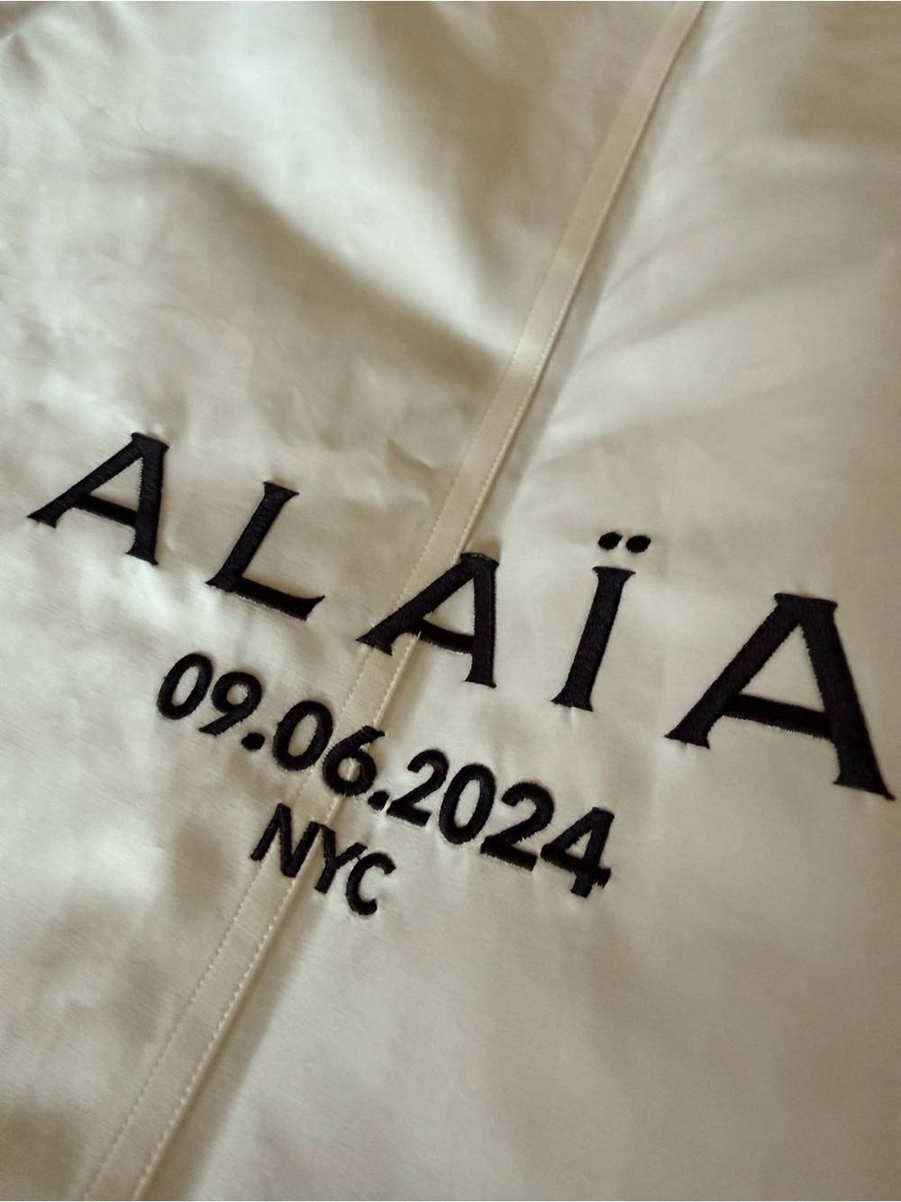 ALAÏA 2024 NYC Event Exclusive White Cotton Overshirt Jacket NWT Made in Italy